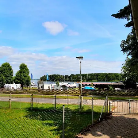 Strand Domizil Og Fewo